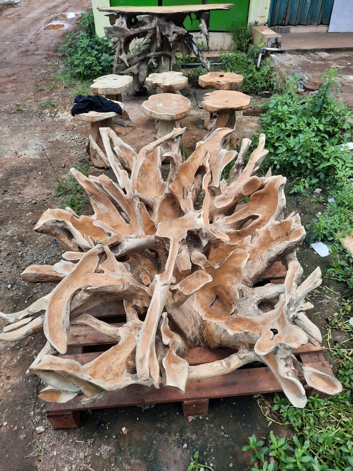 Large Teak Root Dining Table - Java Large Teak Root Dining Table - Teak Root Dining Table - High Quality Dining Table - SOGEH Furniture