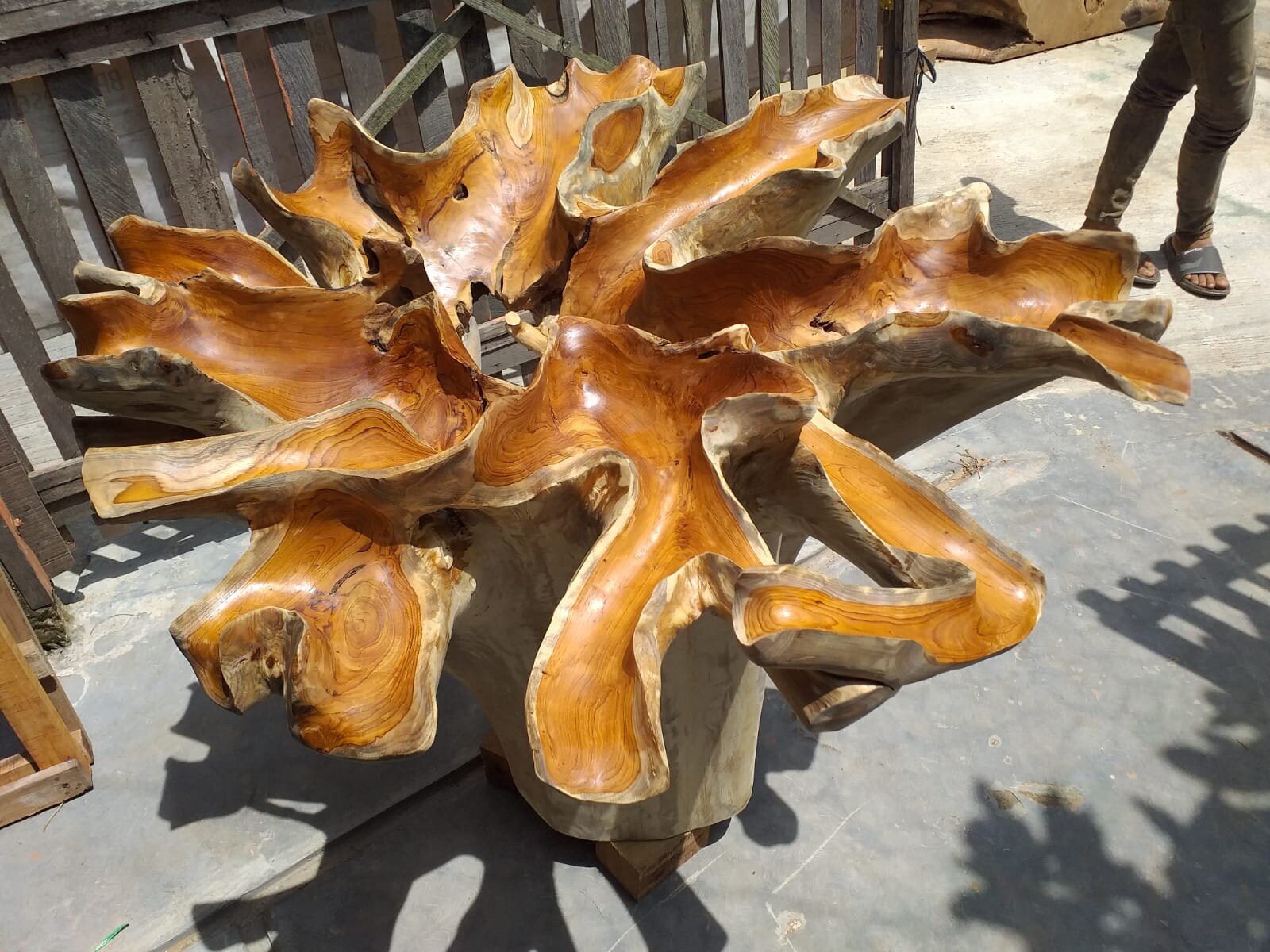 Carved Leaves Finishing Teak Root Round Dining Table- Handcarved Round Teak Root Dining Table - Teak Root Dining Table - SOGEH Furniture